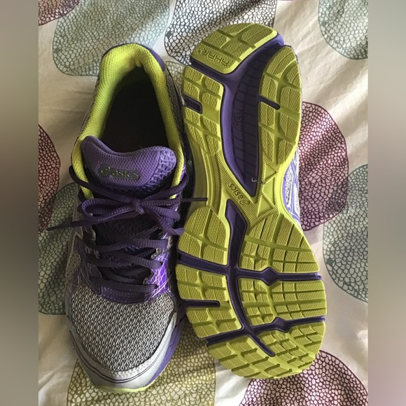 Womens ASICS Sneakers - Picture 6 of 6